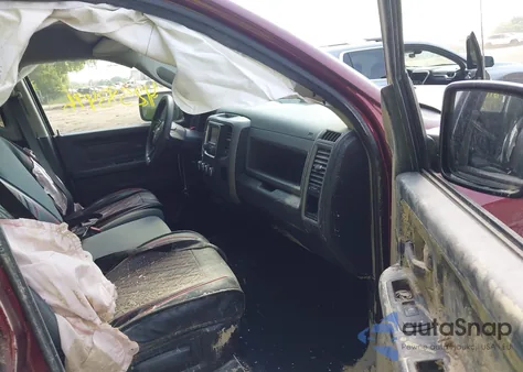 2018 Ram 1500 Express 4X4 6'4 Box from USA, damaged, VIN 1C6RR7FT4JS284527